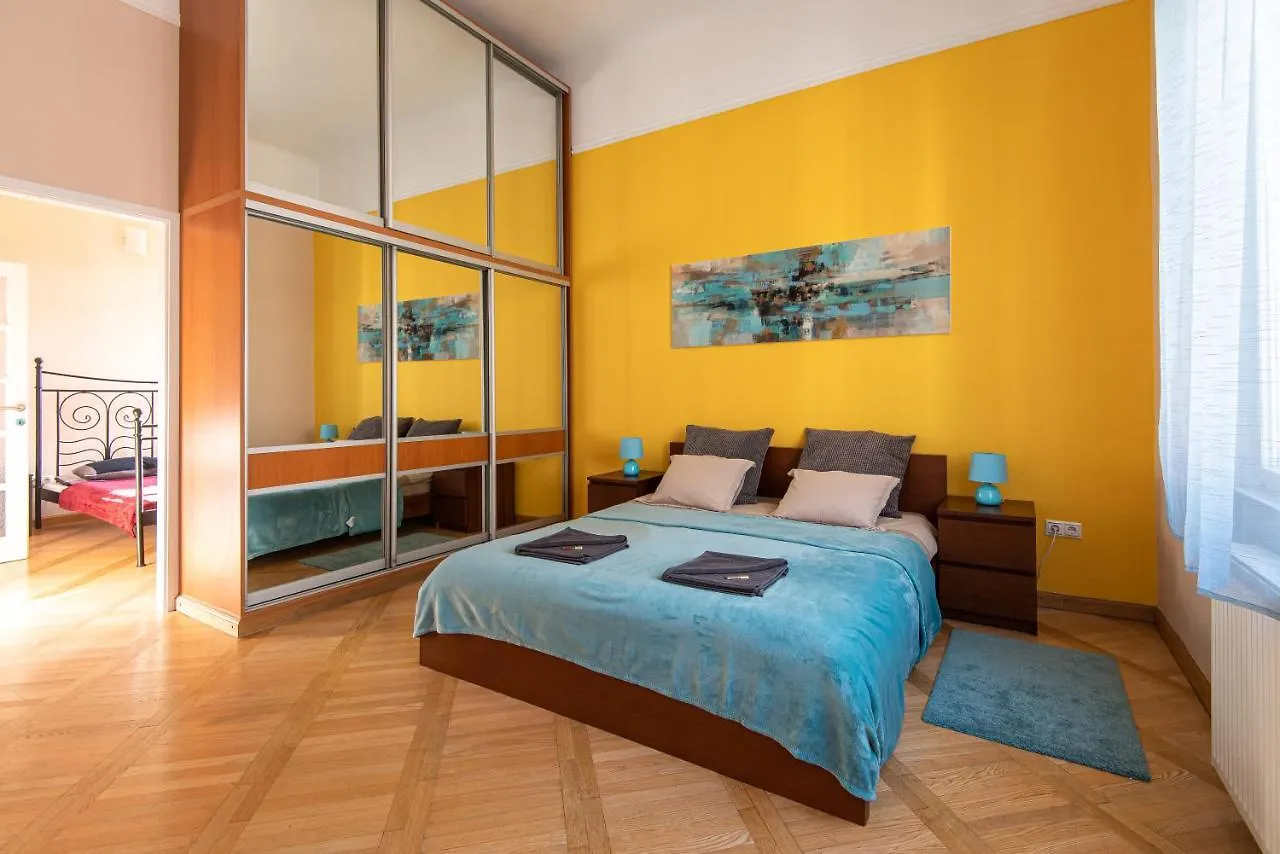 Patrik's Budapest Center Apartment 0*,  Hongarije