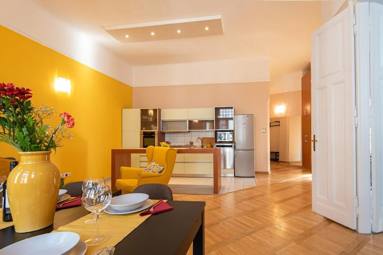 Patrik'S Budapest Center Apartment