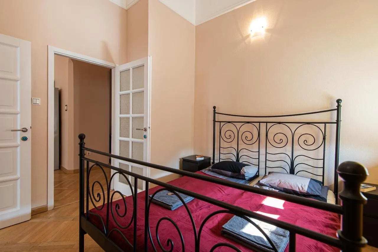 Patrik'S Budapest Center Apartment
